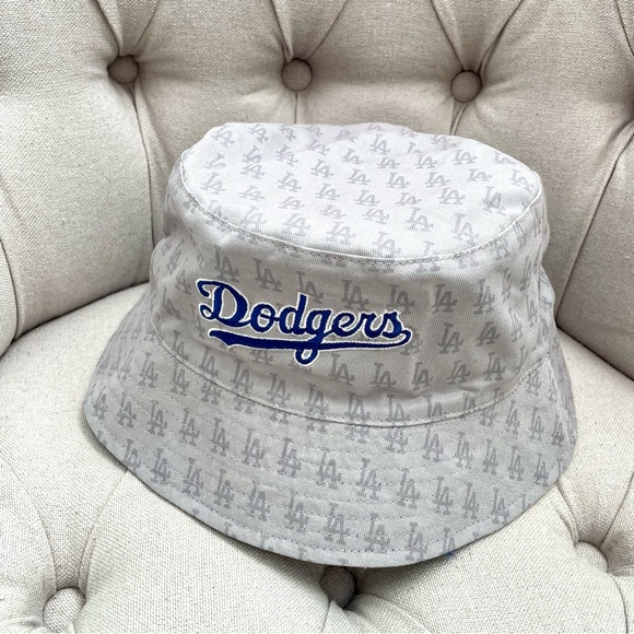 LA Dodgers reversible bucket hat Los Angeles - Picture 2 of 11